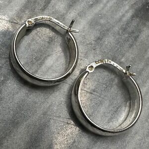 925 Sterling Silver Wide Hoop Earrings Thailand Polished Saddleback 20mm